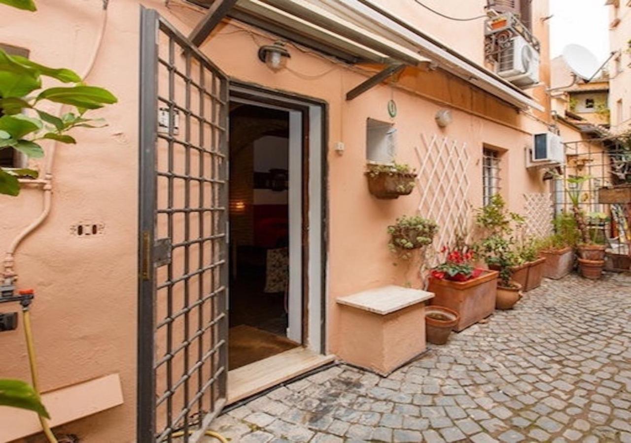 Independent With Garden Heart Of Trastevere John Cabot روما المظهر الخارجي الصورة